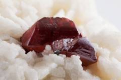 mercure-cinabre-on-dolomite.jpg